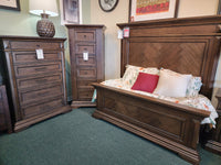 Mar Vista Queen Bedroom Collection 4-Piece Set